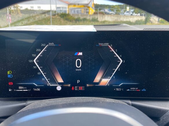 2023 BMW 3 серии 318d VII (G2x) Рестайлинг, серый, 4350000 рублей - вид 12