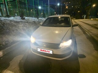 2018 Volkswagen Polo V Рестайлинг, белый, 1000000 рублей, вид 1