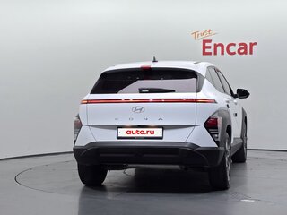 2023 Hyundai Kona II (SX2), белый, 1980040 рублей, вид 4