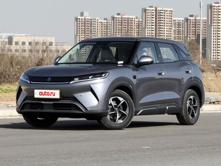 2026 BYD Yuan Up 45.12 kWh, серый, вид 2