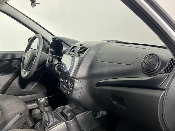 2023 Lada (ВАЗ) Granta I Рестайлинг, белый, 693000 рублей - вид 8