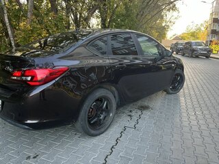 2013 Opel Astra J Рестайлинг, коричневый, 600000 рублей, вид 5