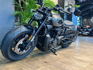 2023 Harley-Davidson Sportster S, серебристый, 1650000 рублей, вид 3