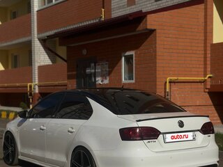 2014 Volkswagen Jetta VI Рестайлинг, белый, 1250000 рублей, вид 3