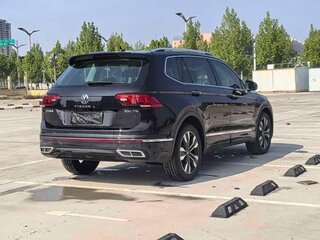 2024 Volkswagen Tiguan L II Рестайлинг (China Market), чёрный, 3382448 рублей, вид 3