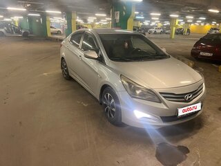 2016 Hyundai Solaris I Рестайлинг, серебристый, 720000 рублей, вид 4