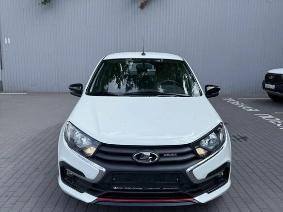 2025 Lada (ВАЗ) Granta Sport I Рестайлинг, белый, 1622000 рублей - вид 1