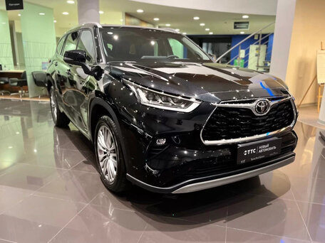 Toyota Highlander IV (XU70)