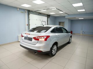 2015 Ford Focus III, серебристый, 849000 рублей, вид 3