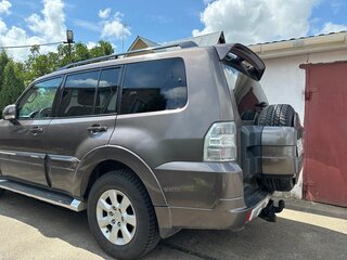2012 Mitsubishi Pajero IV Рестайлинг 1, коричневый, 1780000 рублей, вид 3