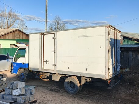 1997 Isuzu Elf (N-series), синий, 1350000 рублей, вид 4
