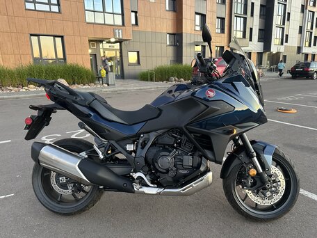 2025 Honda NT1100, синий, 1598000 рублей, вид 2