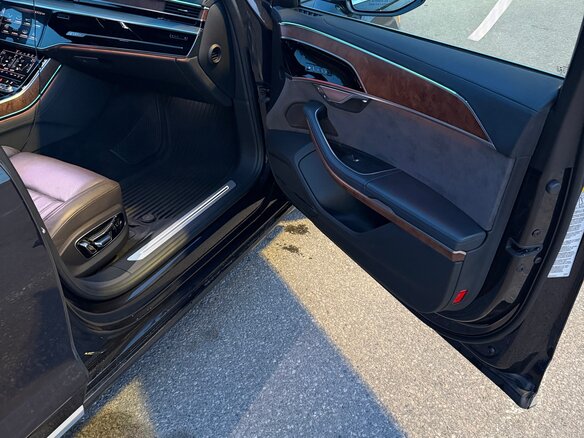 2019 Audi A8 Long 55 TFSI IV (D5), синий, 5250000 рублей - вид 32