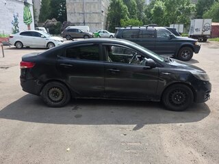 2015 Kia Rio III Рестайлинг, чёрный, 320000 рублей, вид 2