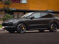 2020 Porsche Cayenne Turbo S E-Hybrid III, чёрный, 13000000 рублей - вид 2