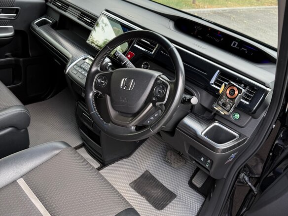 2015 Honda Stepwgn Spada V, чёрный, 1917499 рублей - вид 9