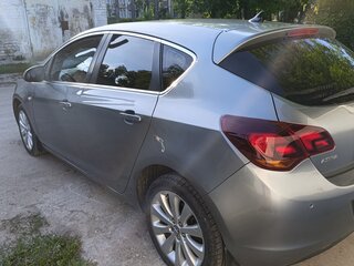 2010 Opel Astra J, серебристый, 830000 рублей, вид 5