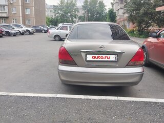 2004 Nissan Bluebird Sylphy I (G10), серебристый, 390000 рублей, вид 2