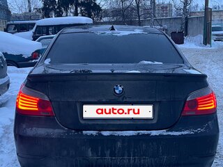 2005 BMW 5 серии 525i V (E60/E61), чёрный, 1350000 рублей, вид 5