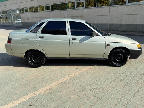 2001 Lada (ВАЗ) 2110, серебристый - вид 8