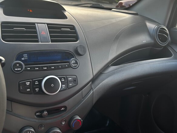 2010 Chevrolet Spark III, белый, 270000 рублей - вид 5