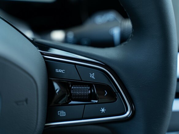2026 Geely Monjaro I, белый, 4954990 рублей - вид 26