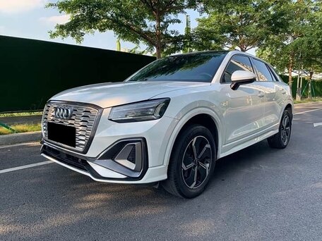 2021 Audi Q2 L e-tron I Рестайлинг, белый, 1730000 рублей, вид 1