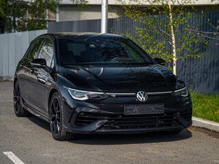 2021 Volkswagen Golf R VIII, чёрный, 4700000 рублей, вид 3