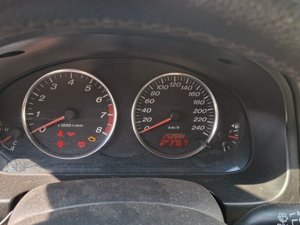 2003 Mazda 6 I (GG), серый, 255000 рублей - вид 8