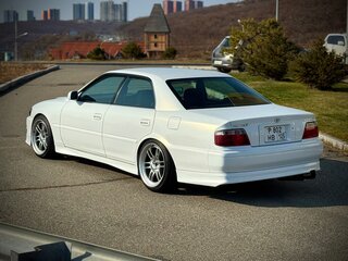 2000 Toyota Chaser VI (X100) Рестайлинг, белый, 1800000 рублей, вид 2