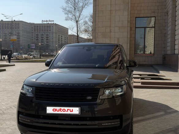 2022 Land Rover Range Rover P400 MHEV Long V, серый, 14700000 рублей