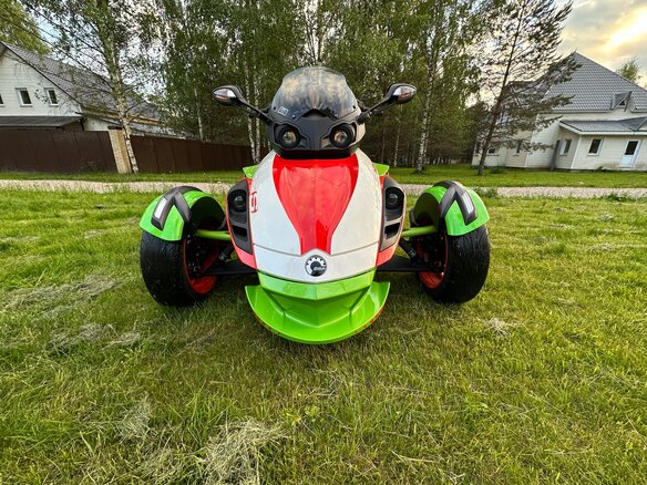 2014 BRP Can-Am Spyder, зелёный, 1245000 рублей - вид 8