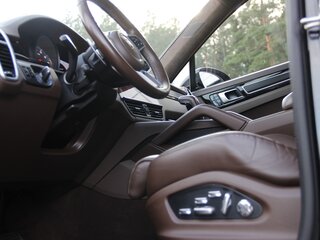 2021 Porsche Cayenne GTS Coupé III, чёрный, 14500000 рублей, вид 5