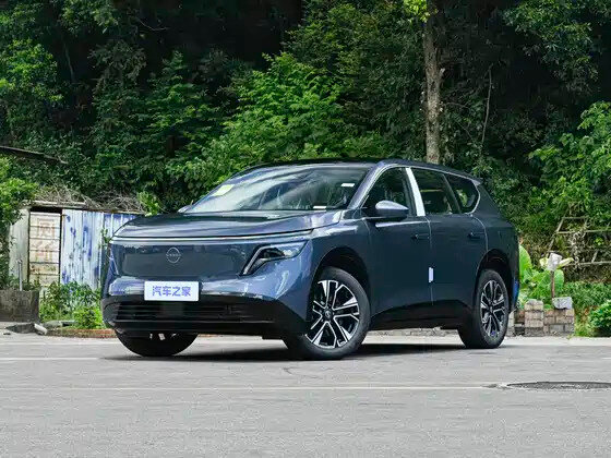 2026 Nissan NX8 21.1 kWh, синий
