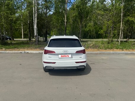 2021 Audi Q5 45 TFSI II (FY) Рестайлинг, белый, 3600000 рублей, вид 4