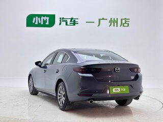 2022 Mazda 3 Axela IV (BP), белый, 1190000 рублей, вид 5