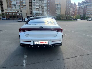 2021 Kia K5 III, белый, 2360000 рублей, вид 2
