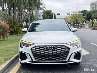 2021 Audi A3 35 TFSI IV (8Y), белый, 2100000 рублей, вид 2