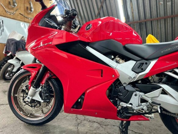2014 Honda VFR 800, красный, 910000 рублей - вид 22