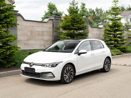 2022 Volkswagen Golf VIII, белый, 2149000 рублей, вид 1