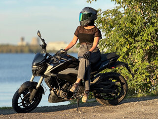 2021 Bajaj Dominar 250, чёрный, 240000 рублей, вид 1