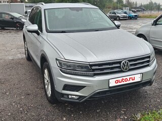 2018 Volkswagen Tiguan II, серебристый, 2160000 рублей, вид 4