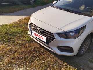 2018 Hyundai Solaris II, белый, 1100000 рублей, вид 3