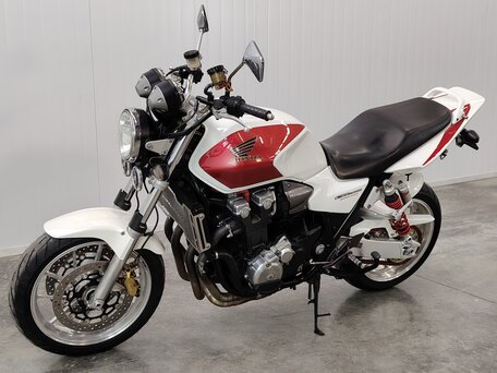 2010 Honda CB 1300, белый, 669000 рублей, вид 3
