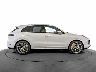 2020 Porsche Cayenne Turbo III, белый, 6200000 рублей, вид 4
