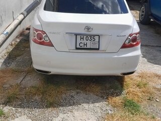 2006 Toyota Mark X I, белый, 565000 рублей, вид 2