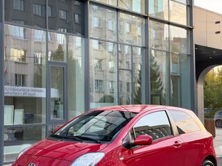 2008 Toyota Yaris II, красный, 549000 рублей, вид 1