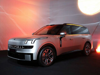 2025 Lynk & Co 900, серебристый, 8300000 рублей, вид 1