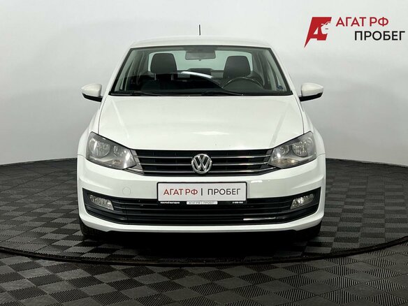 2016 Volkswagen Polo V Рестайлинг, белый - вид 2