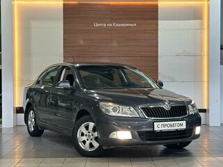 2011 Skoda Octavia DSG7 II (A5) Рестайлинг, серый, 799990 рублей, вид 3